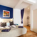 Alfama Iii - French Balcony And Smart Check-in Διαμέρισμα Lisboa